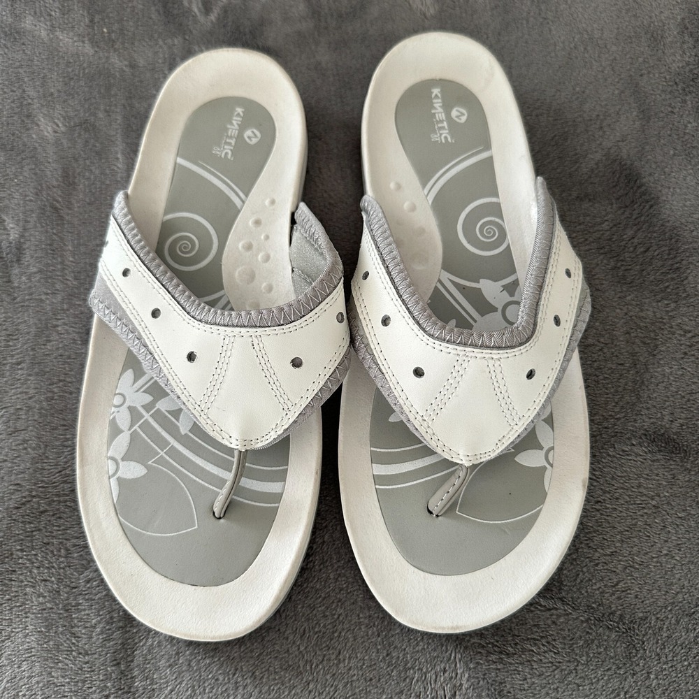 Kinetic 20 White Thong Sandals Womens Size 6 Floral Comfort Casual Slip On Beach